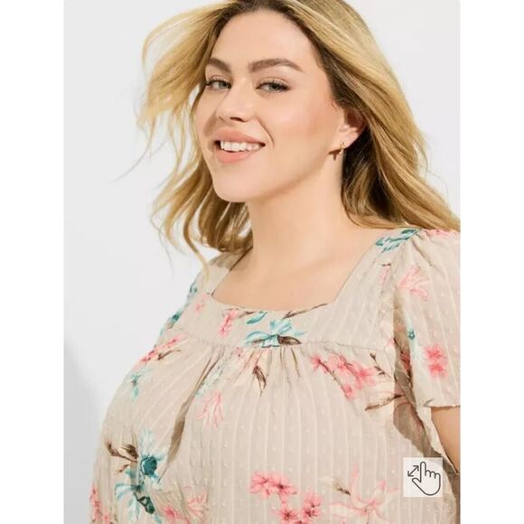 Torrid Clip Jacquard Square Neck Flutter Sleeve Top sz 1 - Picture 2 of 11